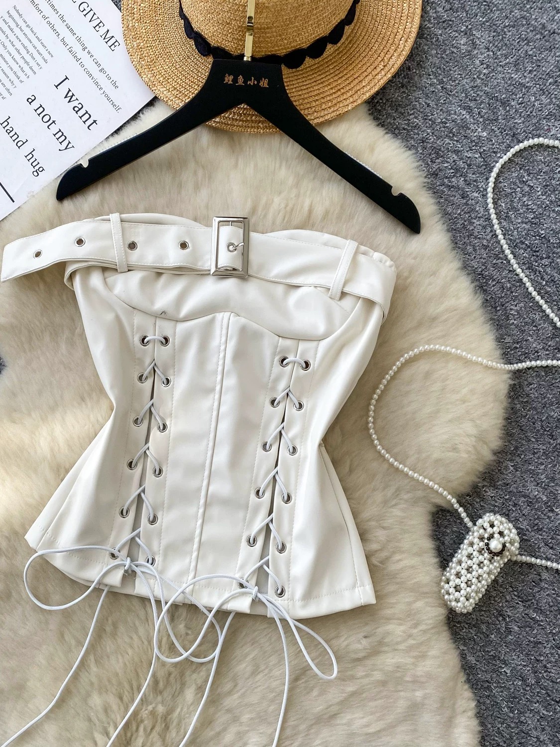 Meet me in Vegas top CS197 images